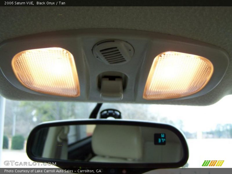 Black Onyx / Tan 2006 Saturn VUE