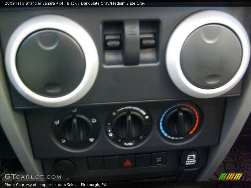 Black / Dark Slate Gray/Medium Slate Gray 2009 Jeep Wrangler Sahara 4x4