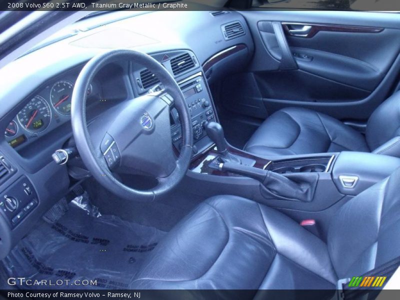  2008 S60 2.5T AWD Graphite Interior