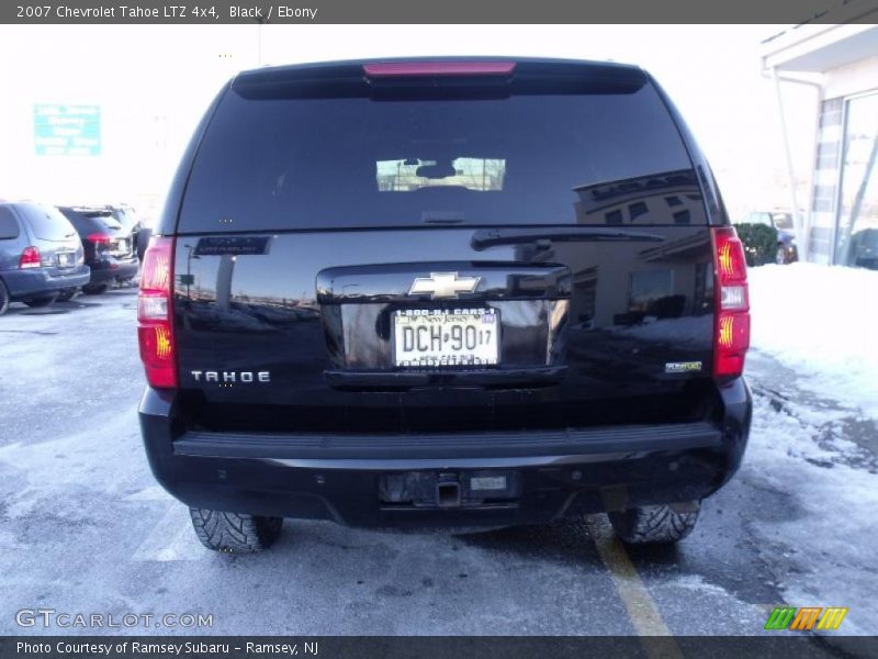 Black / Ebony 2007 Chevrolet Tahoe LTZ 4x4
