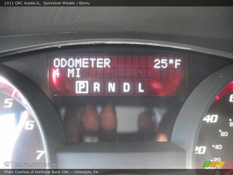Quicksilver Metallic / Ebony 2011 GMC Acadia SL