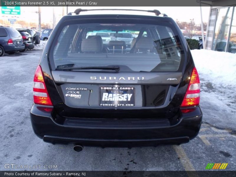 Java Black Pearl / Gray 2004 Subaru Forester 2.5 XS