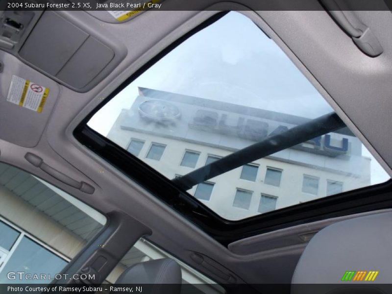 Java Black Pearl / Gray 2004 Subaru Forester 2.5 XS