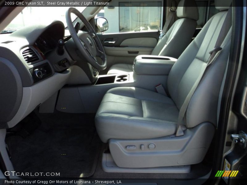  2009 Yukon SLT Light Titanium Interior