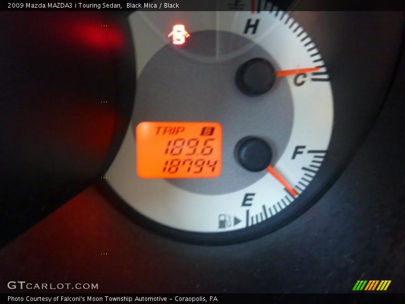 Black Mica / Black 2009 Mazda MAZDA3 i Touring Sedan