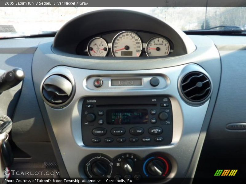 Silver Nickel / Gray 2005 Saturn ION 3 Sedan
