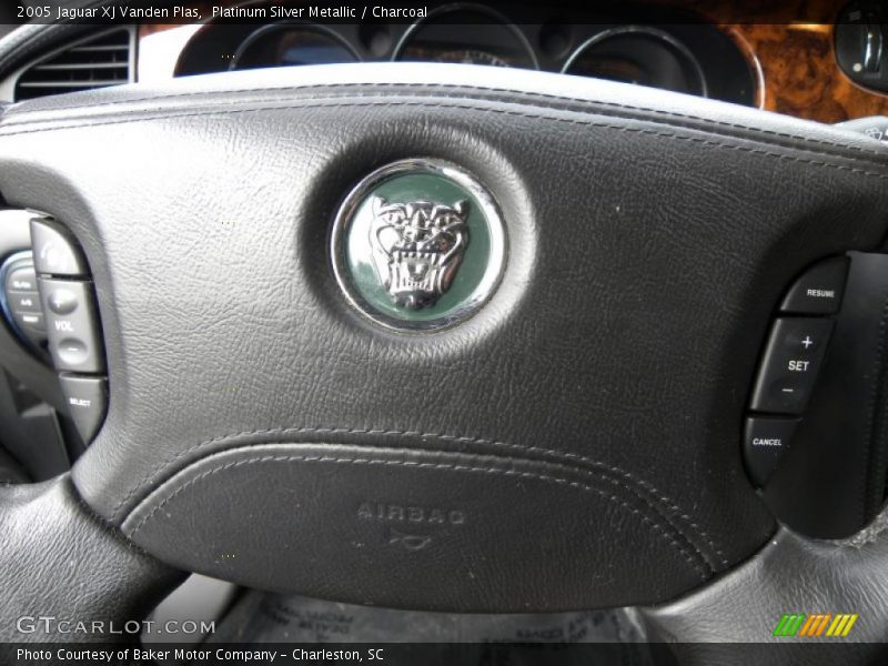 Platinum Silver Metallic / Charcoal 2005 Jaguar XJ Vanden Plas