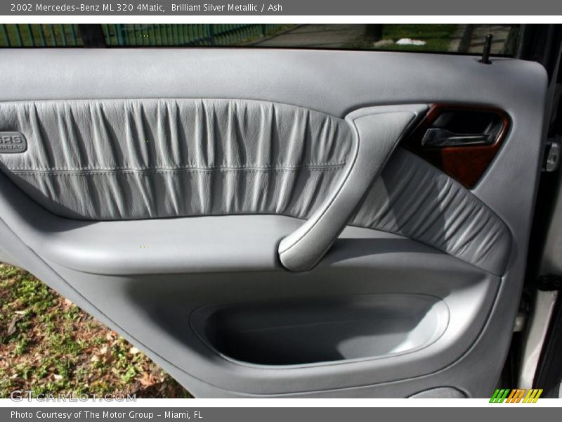 Brilliant Silver Metallic / Ash 2002 Mercedes-Benz ML 320 4Matic