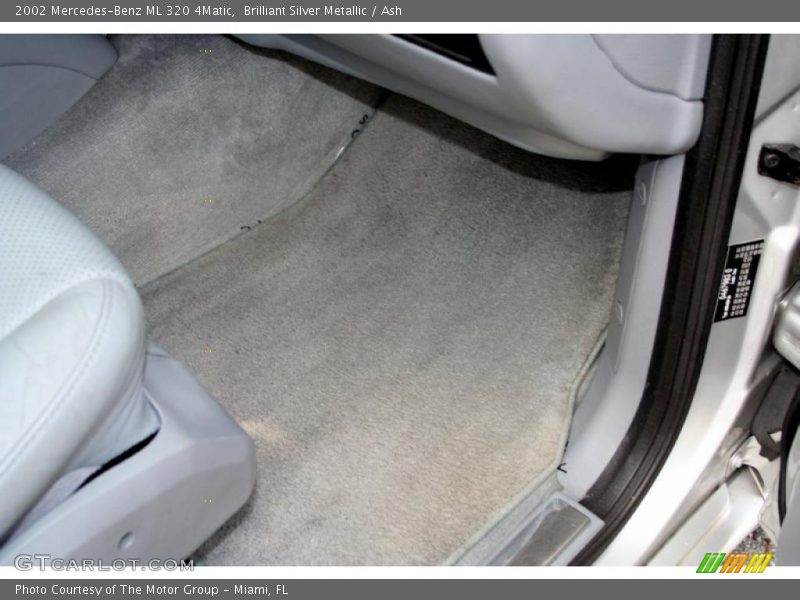 Brilliant Silver Metallic / Ash 2002 Mercedes-Benz ML 320 4Matic