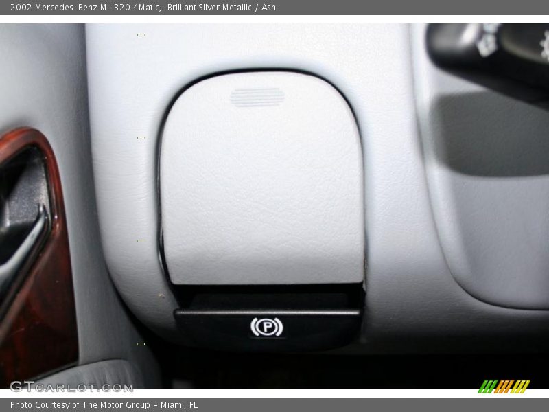 Brilliant Silver Metallic / Ash 2002 Mercedes-Benz ML 320 4Matic