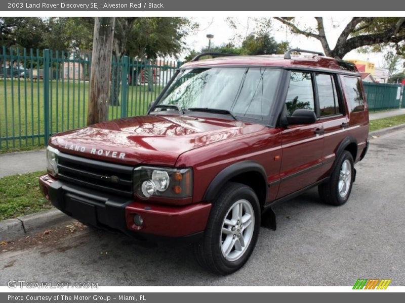Alveston Red / Black 2003 Land Rover Discovery SE