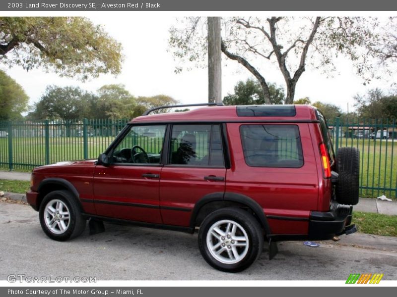 Alveston Red / Black 2003 Land Rover Discovery SE