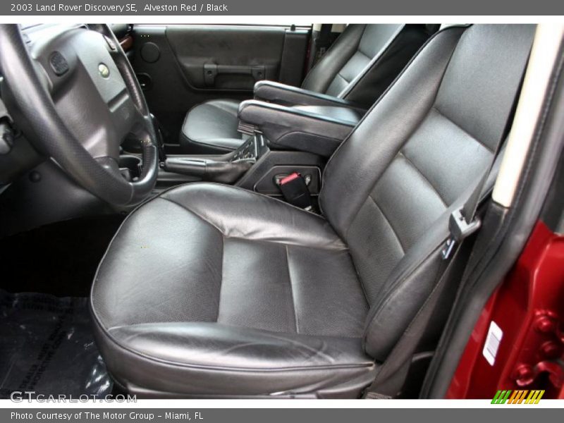 Alveston Red / Black 2003 Land Rover Discovery SE