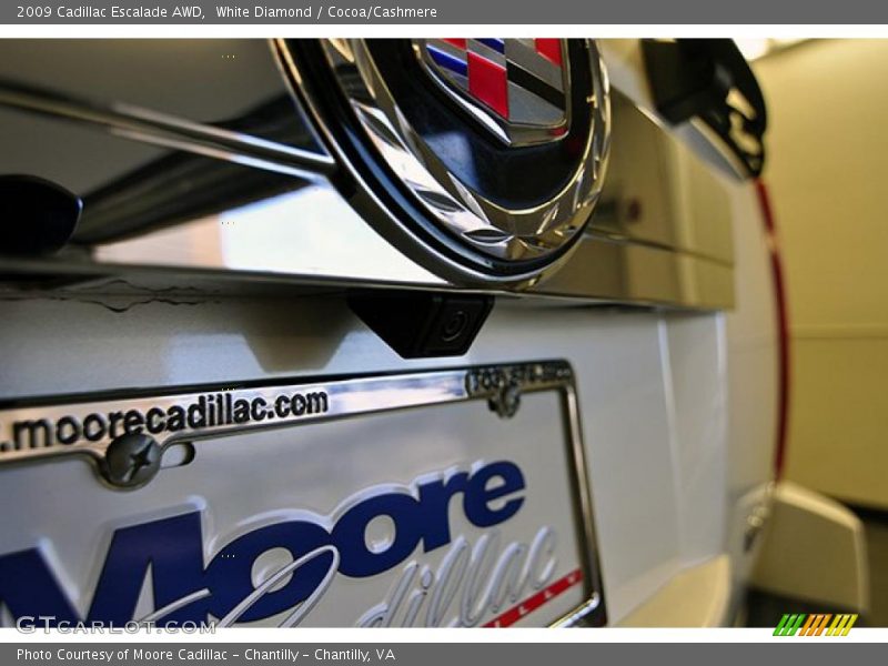 White Diamond / Cocoa/Cashmere 2009 Cadillac Escalade AWD