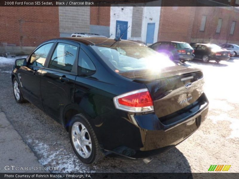 Black / Charcoal Black 2008 Ford Focus SES Sedan