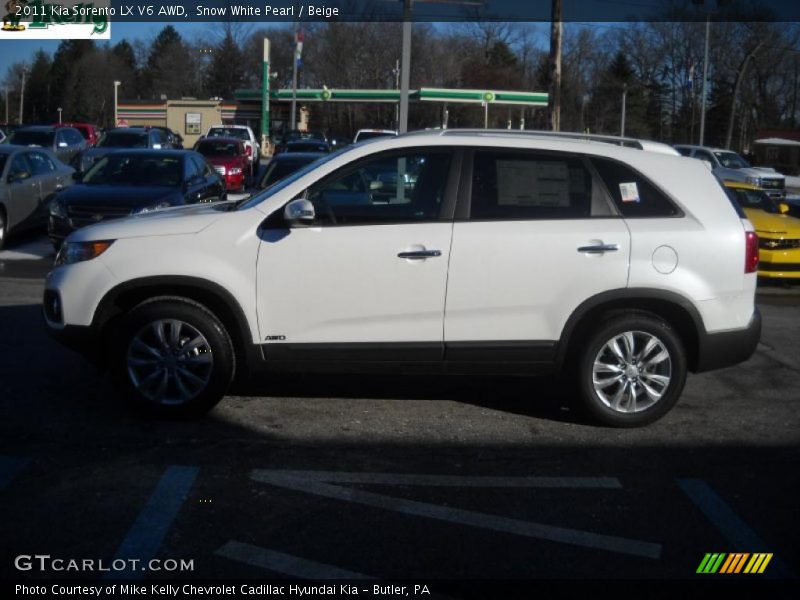 Snow White Pearl / Beige 2011 Kia Sorento LX V6 AWD