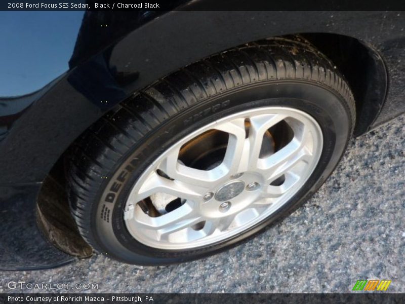 Black / Charcoal Black 2008 Ford Focus SES Sedan