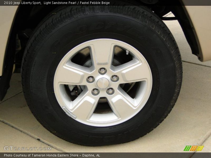 Light Sandstone Pearl / Pastel Pebble Beige 2010 Jeep Liberty Sport
