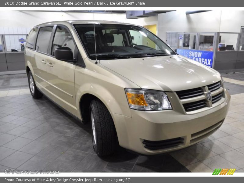 White Gold Pearl / Dark Slate Gray/Light Shale 2010 Dodge Grand Caravan SE