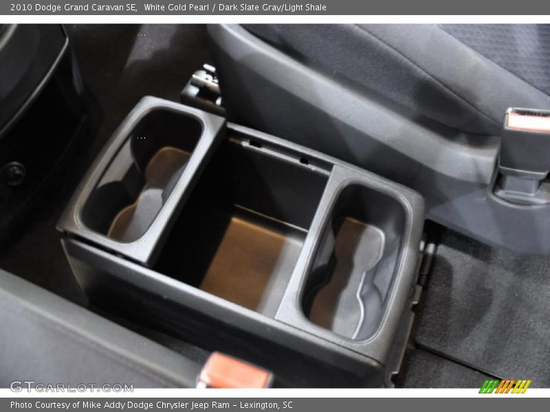 White Gold Pearl / Dark Slate Gray/Light Shale 2010 Dodge Grand Caravan SE