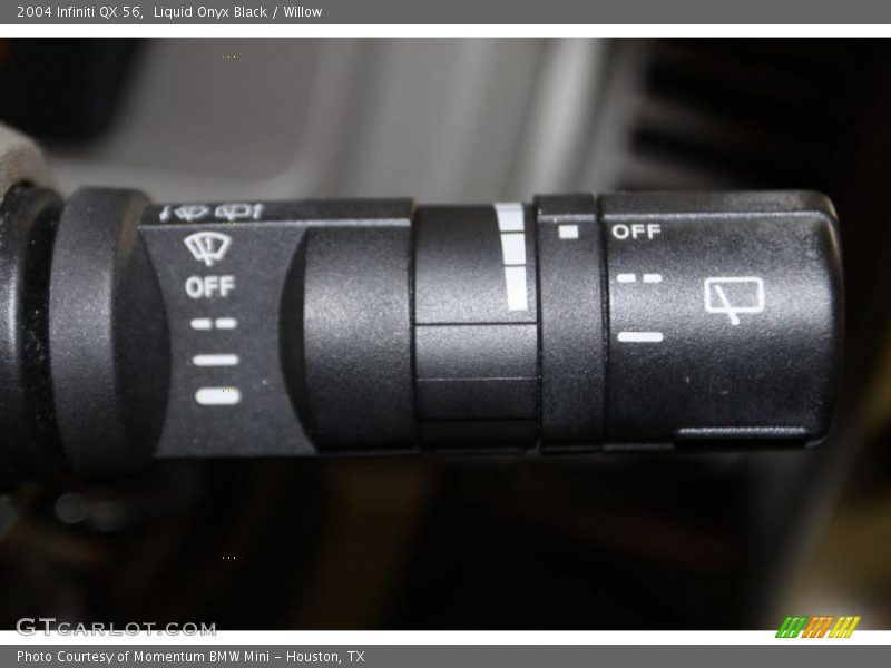 Liquid Onyx Black / Willow 2004 Infiniti QX 56