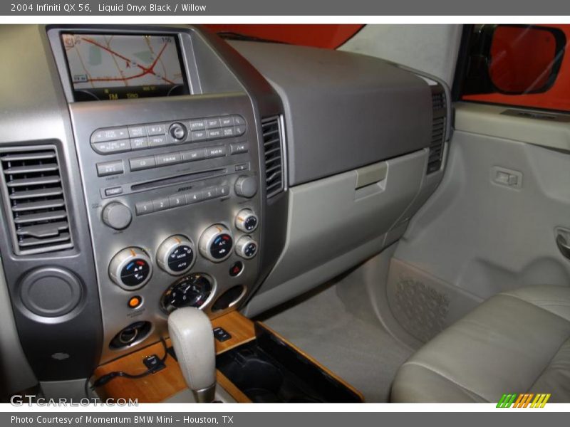 Liquid Onyx Black / Willow 2004 Infiniti QX 56
