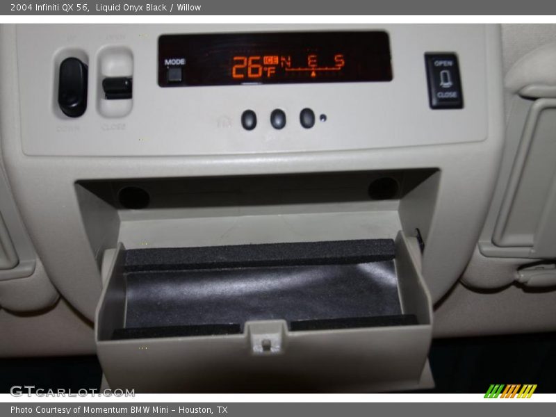 Liquid Onyx Black / Willow 2004 Infiniti QX 56