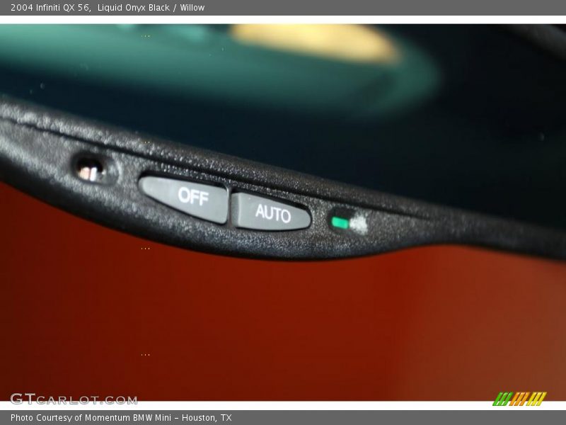 Liquid Onyx Black / Willow 2004 Infiniti QX 56