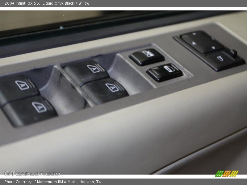 Liquid Onyx Black / Willow 2004 Infiniti QX 56