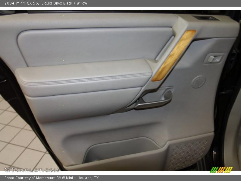 Liquid Onyx Black / Willow 2004 Infiniti QX 56
