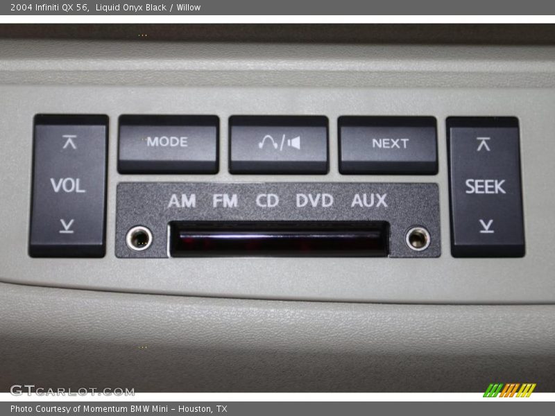 Liquid Onyx Black / Willow 2004 Infiniti QX 56