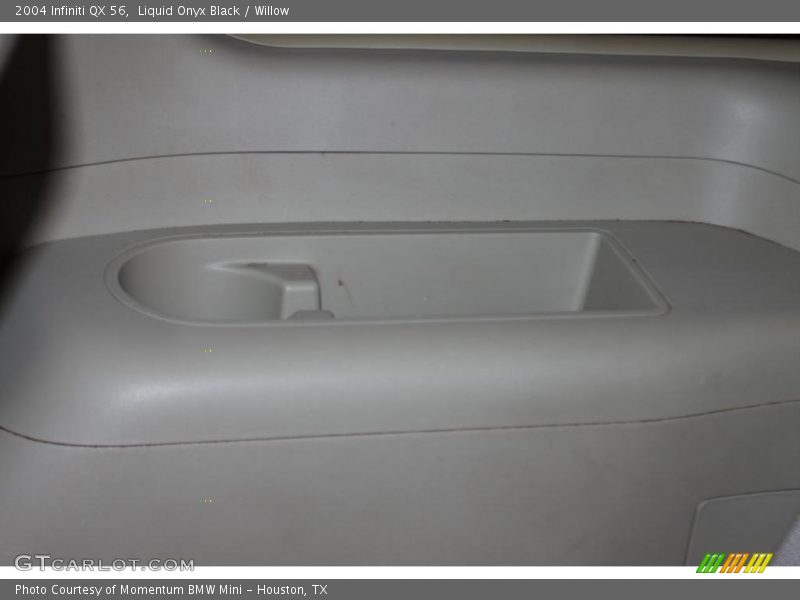 Liquid Onyx Black / Willow 2004 Infiniti QX 56