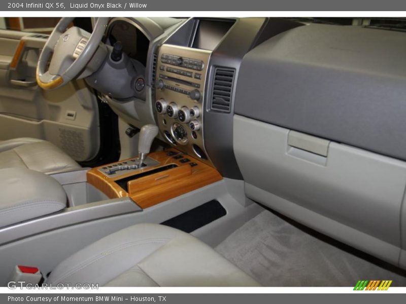 Liquid Onyx Black / Willow 2004 Infiniti QX 56