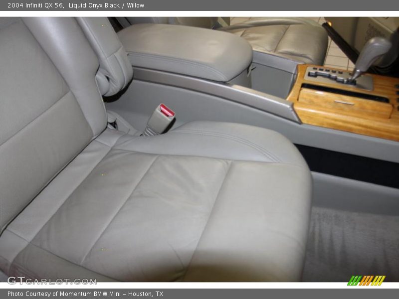 Liquid Onyx Black / Willow 2004 Infiniti QX 56