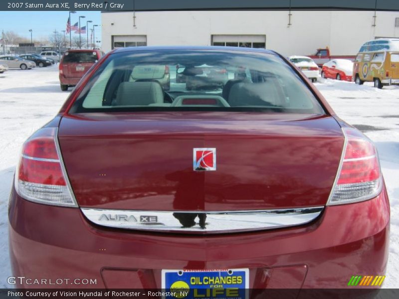 Berry Red / Gray 2007 Saturn Aura XE