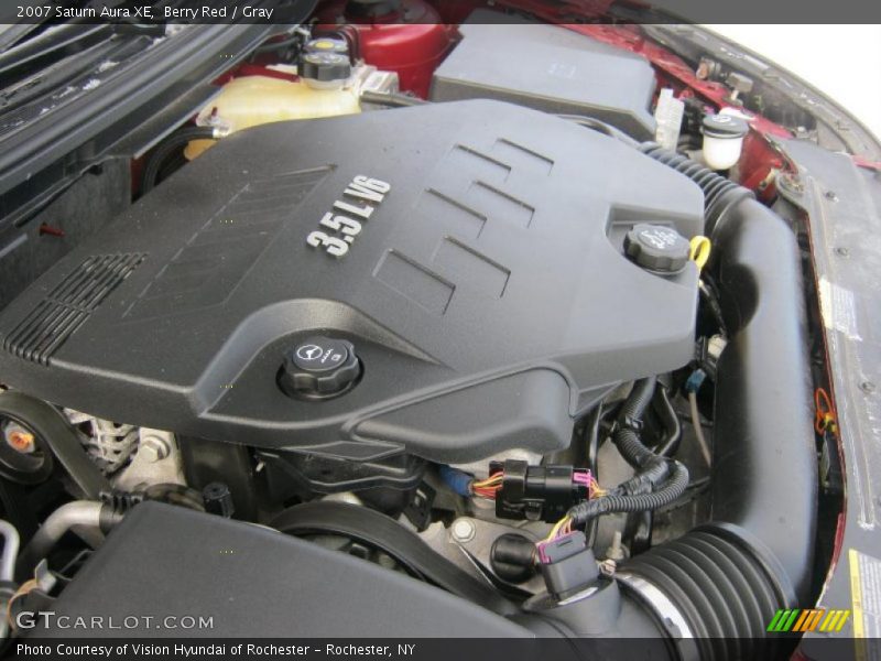 Berry Red / Gray 2007 Saturn Aura XE