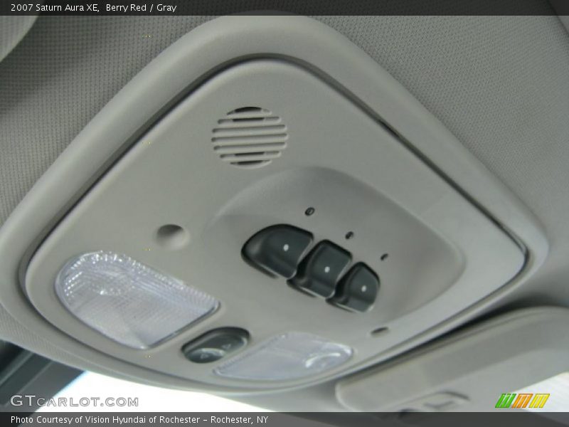 Berry Red / Gray 2007 Saturn Aura XE