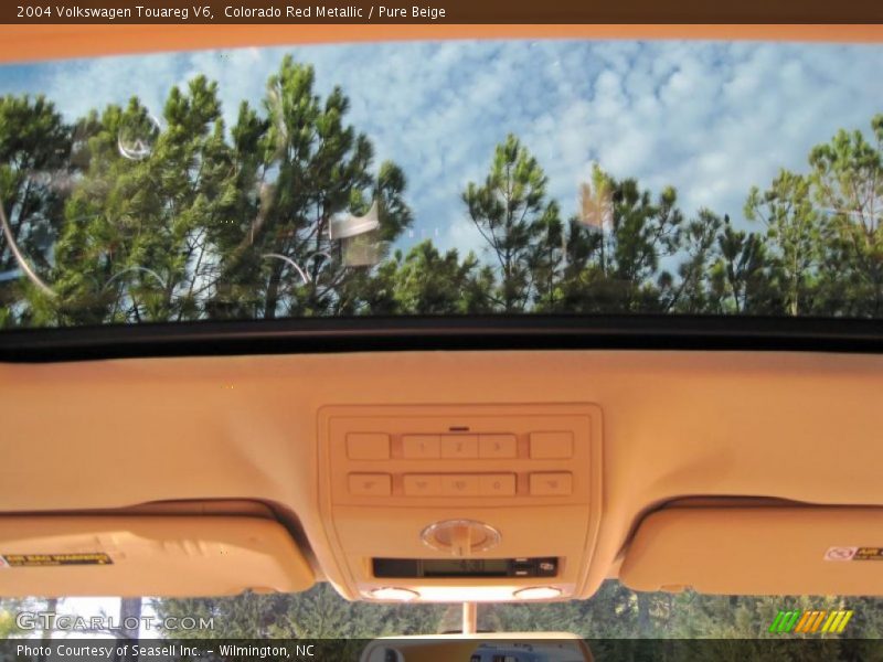 Colorado Red Metallic / Pure Beige 2004 Volkswagen Touareg V6