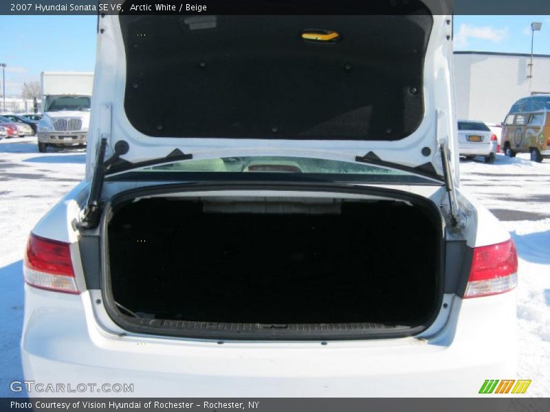 Arctic White / Beige 2007 Hyundai Sonata SE V6