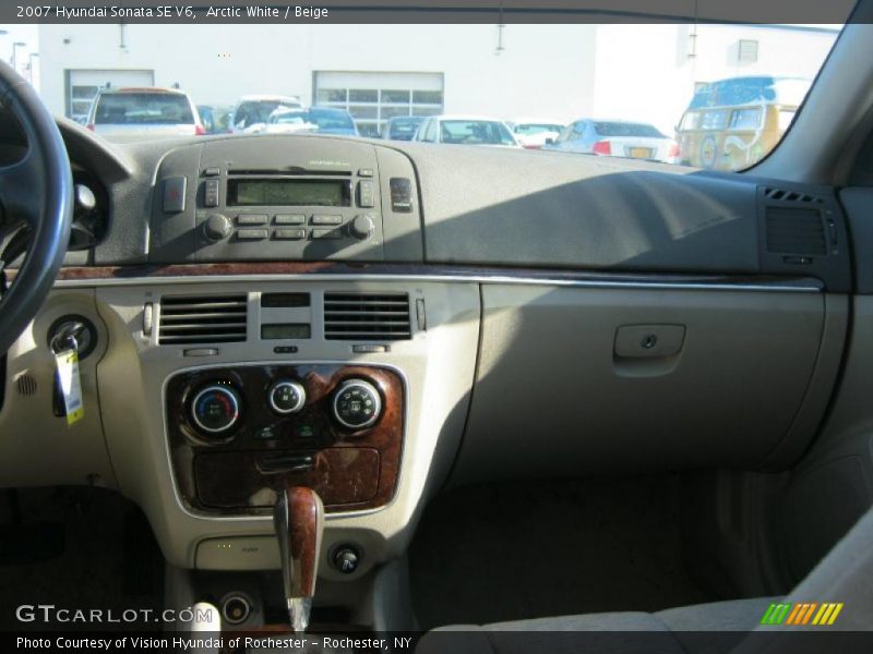 Arctic White / Beige 2007 Hyundai Sonata SE V6