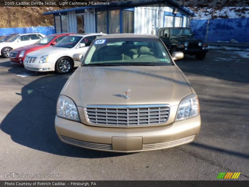 Light Cashmere / Cashmere 2005 Cadillac DeVille Sedan