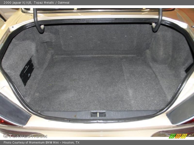  2000 XJ XJ8 Trunk