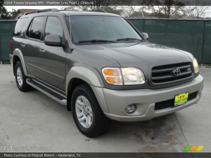 Phantom Gray Pearl / Charcoal 2004 Toyota Sequoia SR5