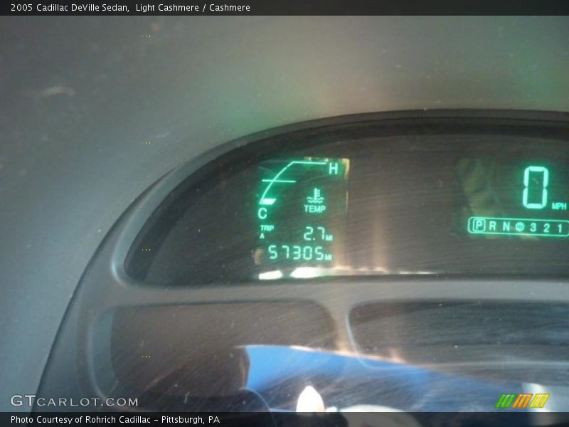 Light Cashmere / Cashmere 2005 Cadillac DeVille Sedan