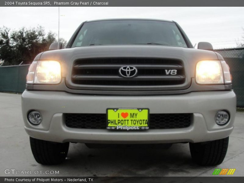 Phantom Gray Pearl / Charcoal 2004 Toyota Sequoia SR5