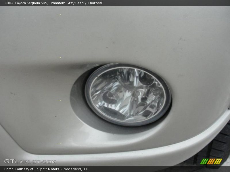 Phantom Gray Pearl / Charcoal 2004 Toyota Sequoia SR5