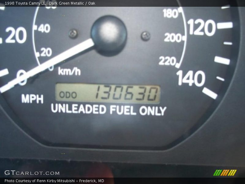 Dark Green Metallic / Oak 1998 Toyota Camry LE