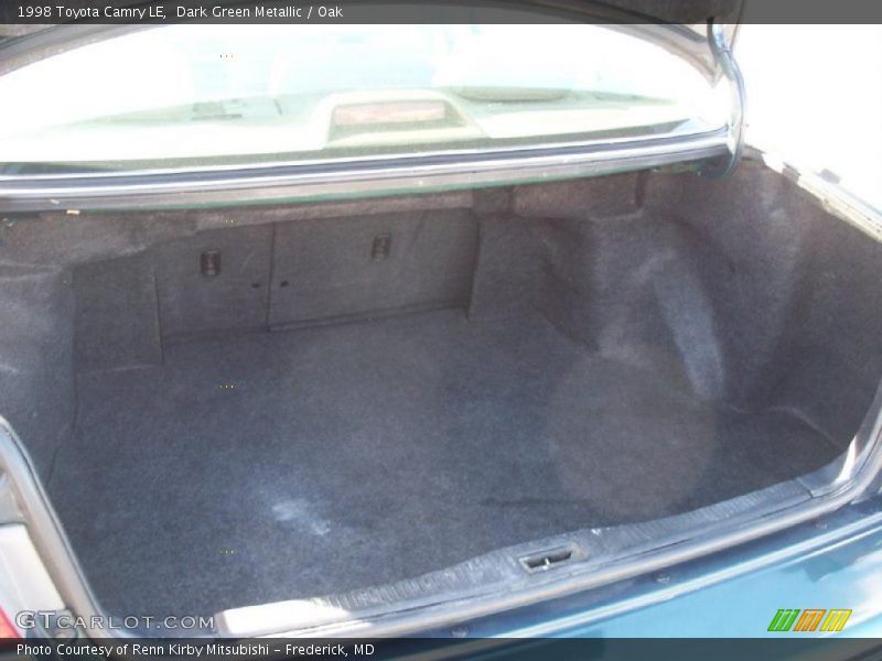 Dark Green Metallic / Oak 1998 Toyota Camry LE