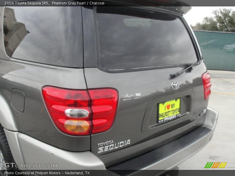 Phantom Gray Pearl / Charcoal 2004 Toyota Sequoia SR5