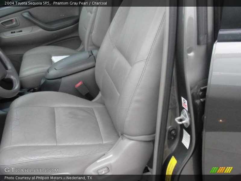 Phantom Gray Pearl / Charcoal 2004 Toyota Sequoia SR5